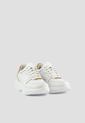Весенние белые кроссовки с перфорацией из натуральной кожи 3700OPTION21187 фото