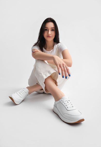 Білі жіночі кросівки з натуральної шкіри з декоративним задником 3775OPTION24552 фото